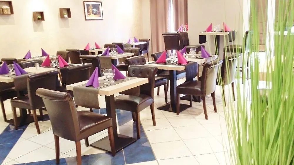 ** Appart hôtel Top Motel Istres France
